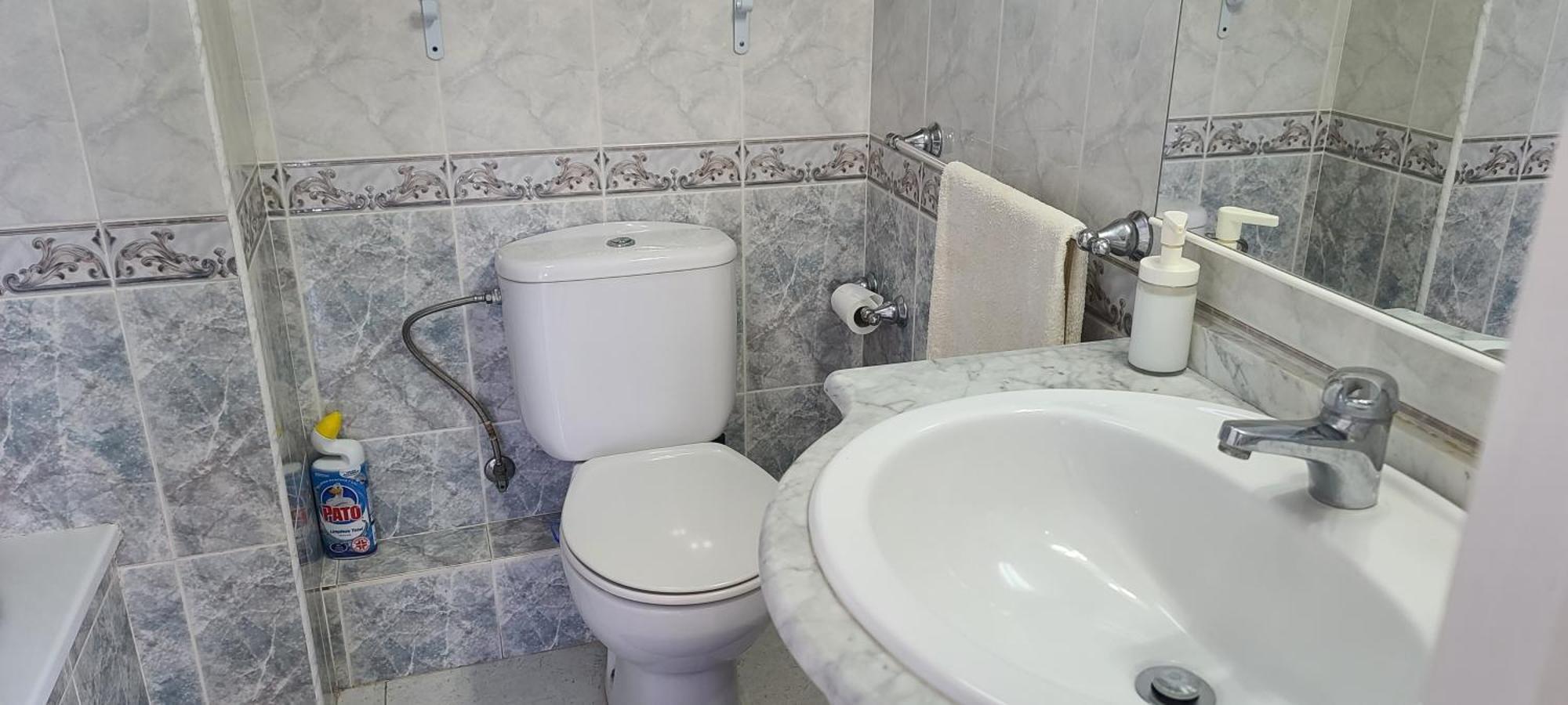Acuario Shared Flat Piso Compartido Est Partage الشقة مشتركة Leilighet Benalmádena Eksteriør bilde
